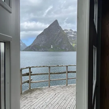 Toppoy Rorbuer Reine