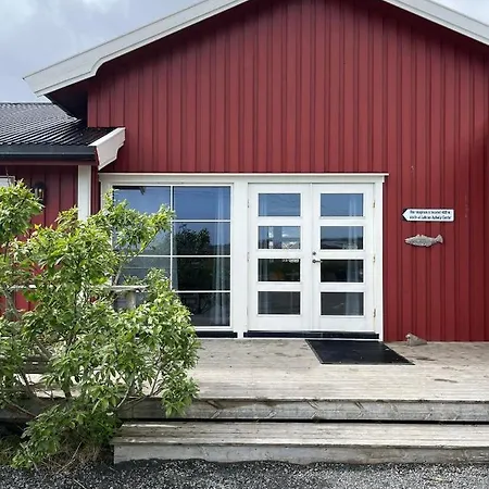 Toppøy Rorbuer Ferieparker Reine