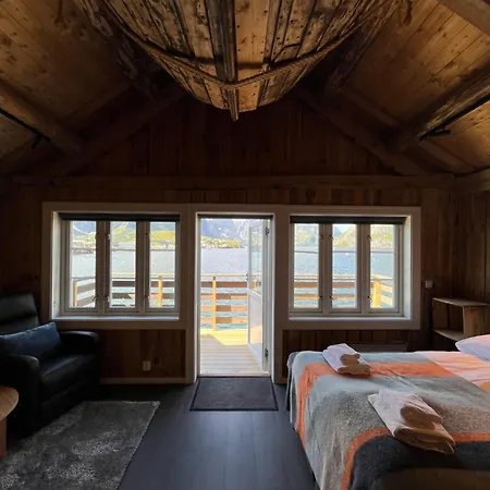 Toppoy Rorbuer * Reine