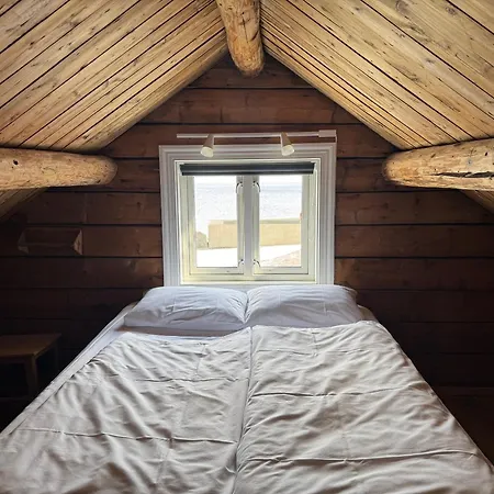 Holiday park Toppoy Rorbuer Reine