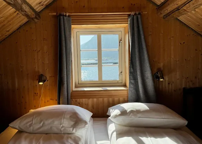 Toppoy Rorbuer * Reine